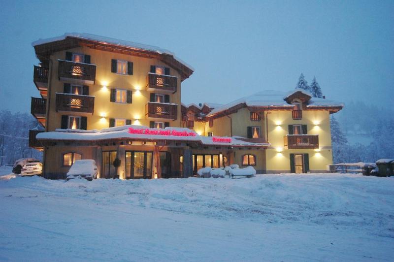 Hotel Rosa Degli Angeli Peio Fonti Esterno foto